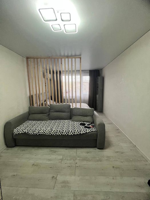 Продам 1 комнатную квартиру в районе уюта