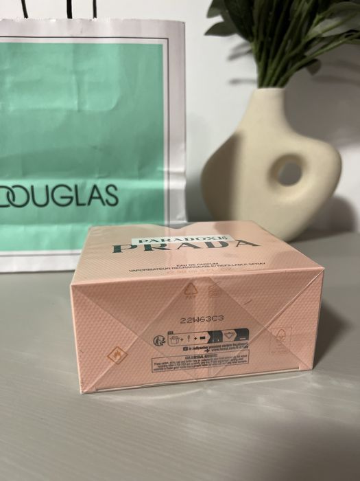 Parfum dama Prada Paradoxe