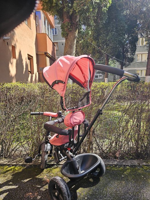 Vând tricicleta copii