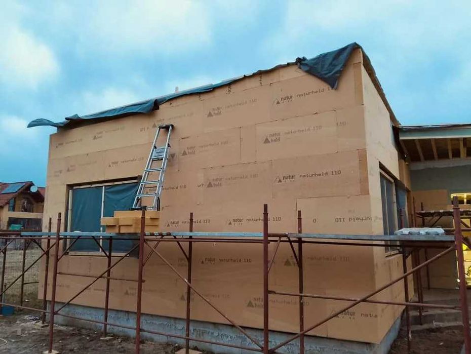 Placi izolatoare pentru fatada din fibre de lemn - Naturheld