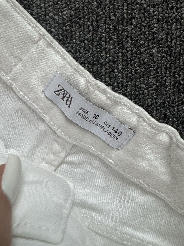 Детски къси бели панталонки ZARA kids размер 140 см