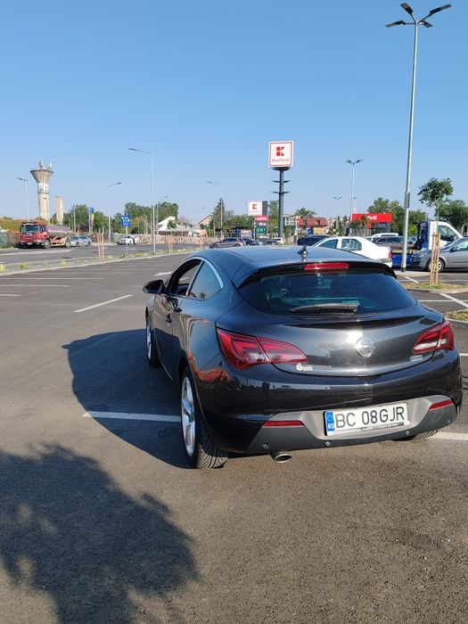 Opel Astra j GTC