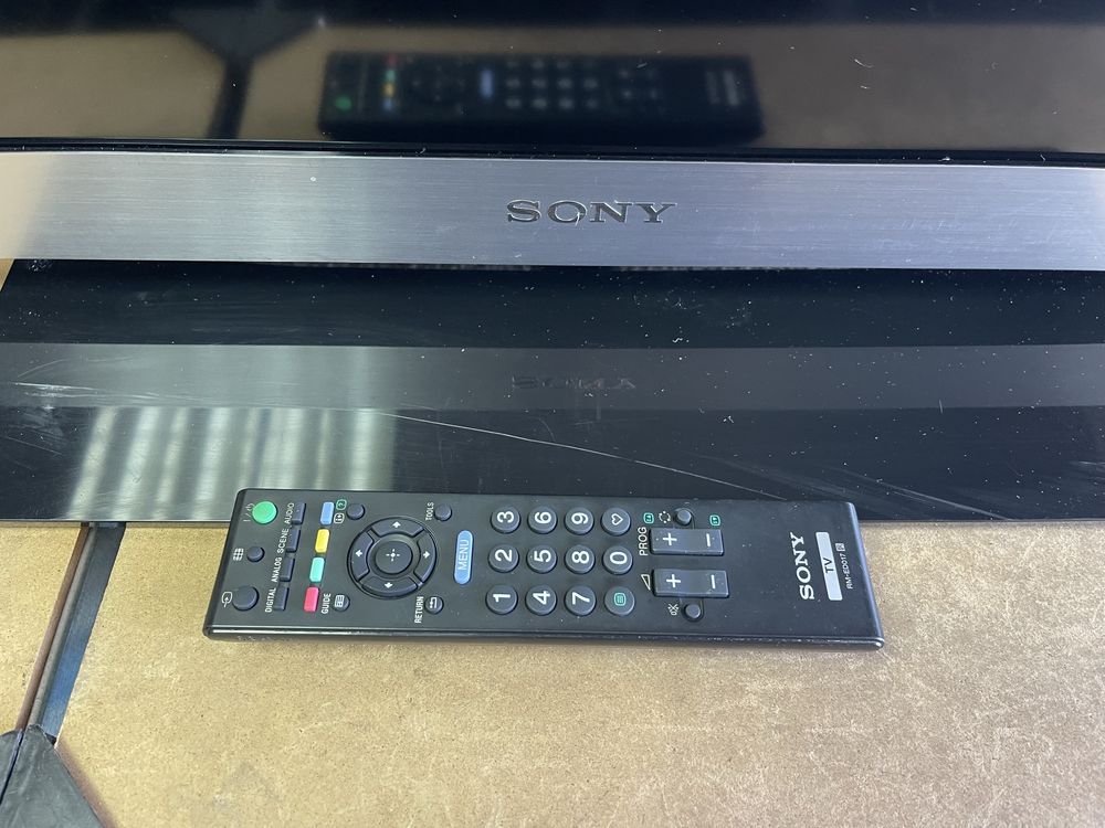Телевизор SONY Full HD LED 46“ - KDL-46EX729
