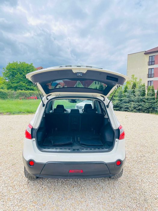 Nissan Qashqai +2 7 LOCURI 4X4 2.0 TDI Rate-Garantie 12 Luni - Tekna