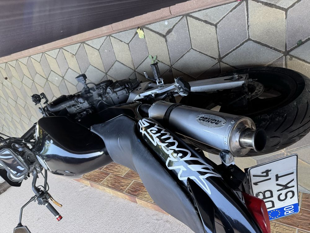Vand honda hornet pc34 limitat legal a2     70/35kw