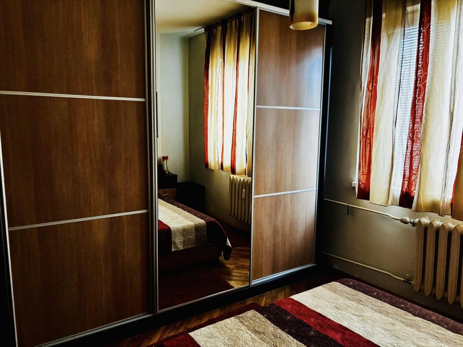 Дава се под наем Четиристаен апартамент в София, Медицинска академия - 120 кв.м за 1000 € - Снимка #9