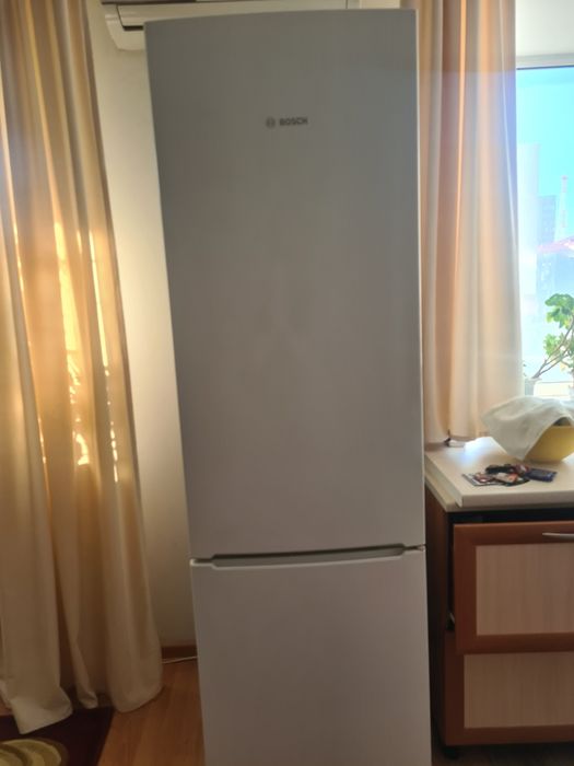 Продами Холодильник б/у
