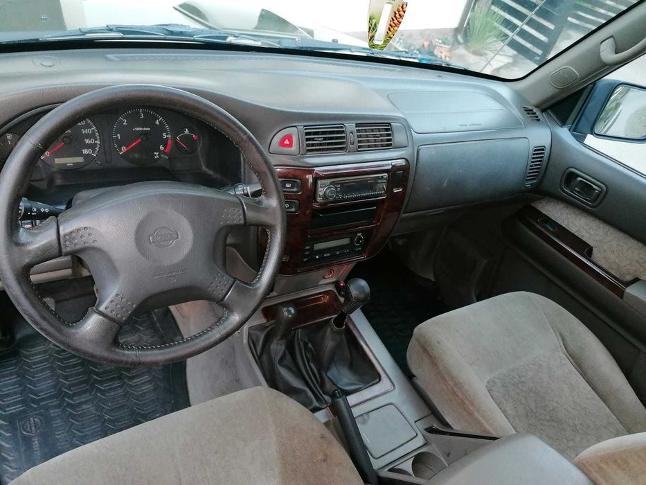 DE VANZARE NISSAN PATROL GR Y61 2.8 Diesel (sau schimb cu autoturism)