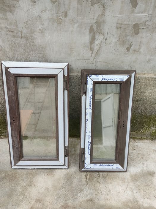 Новые . Продам пластиковое окно ,форточки , откидные.