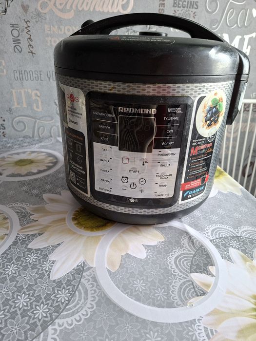 Мультиварка REDMOND