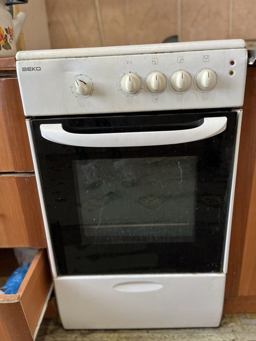 Продам плиту духовку
