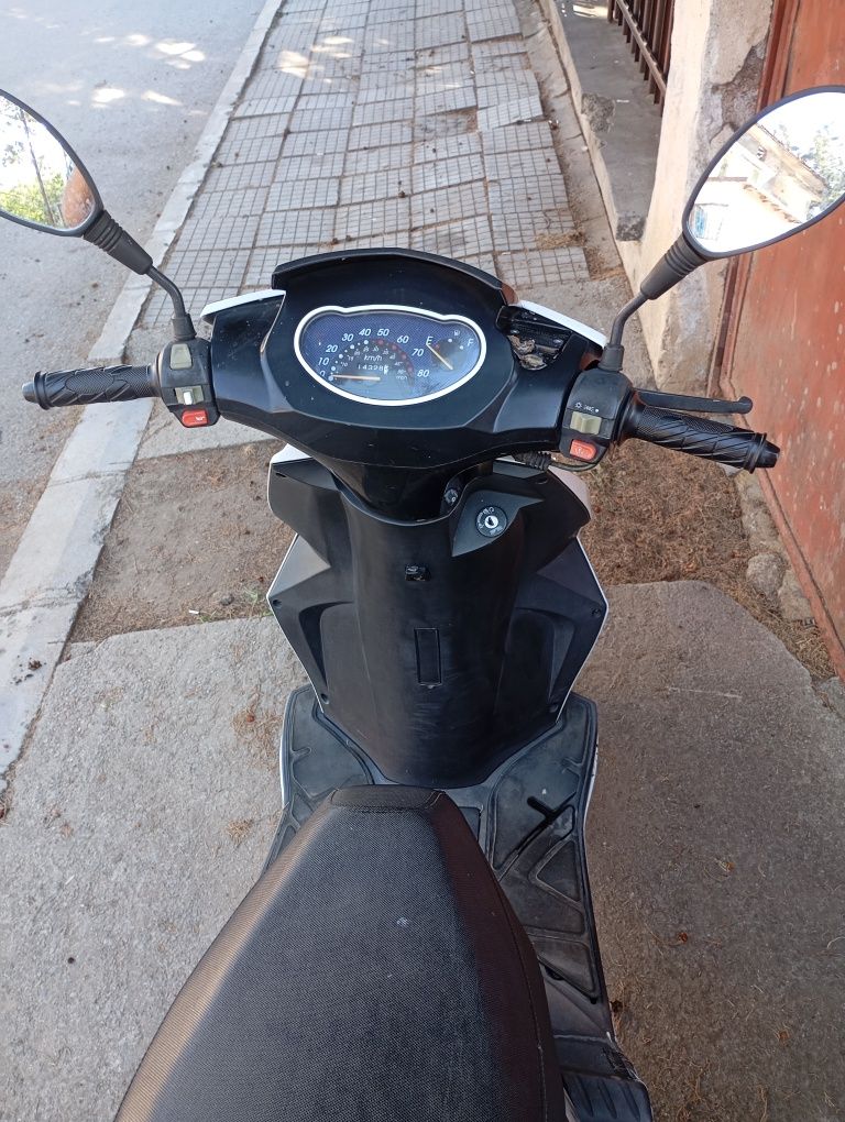 Скутер Omen 50cc