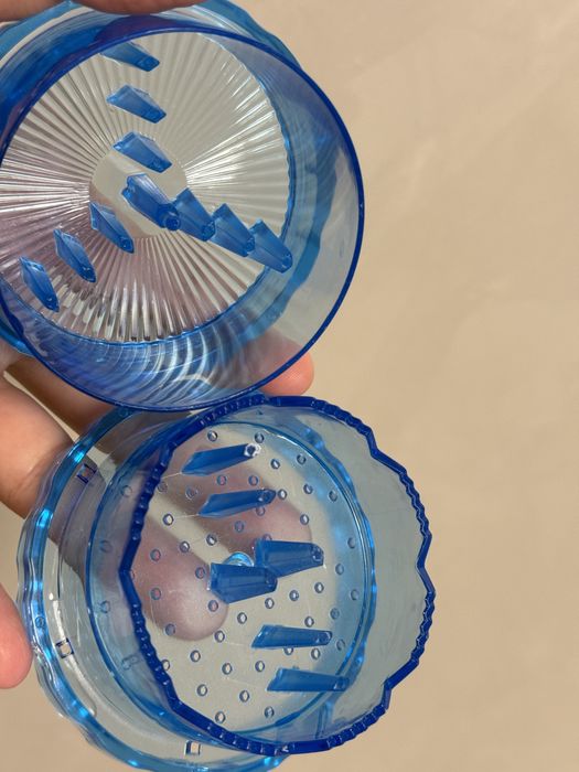 Чеснокодавка