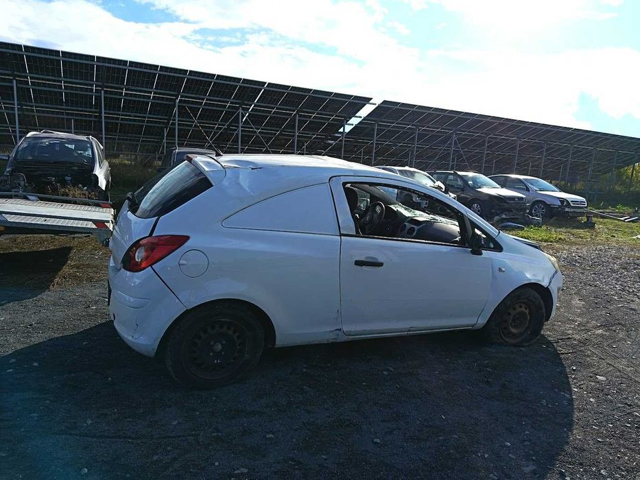 Opel Corsa D 1.2 a12xer 2012г. фейслифт на части/Опел Корса Д на части