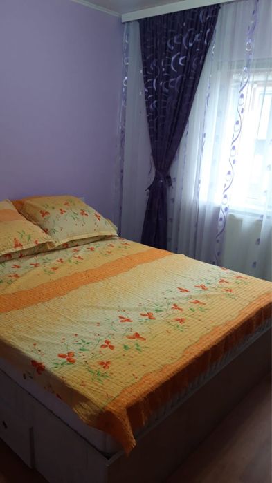Apartament 2 camere decomandat de închiriat – Str. Măcinului, Reșița