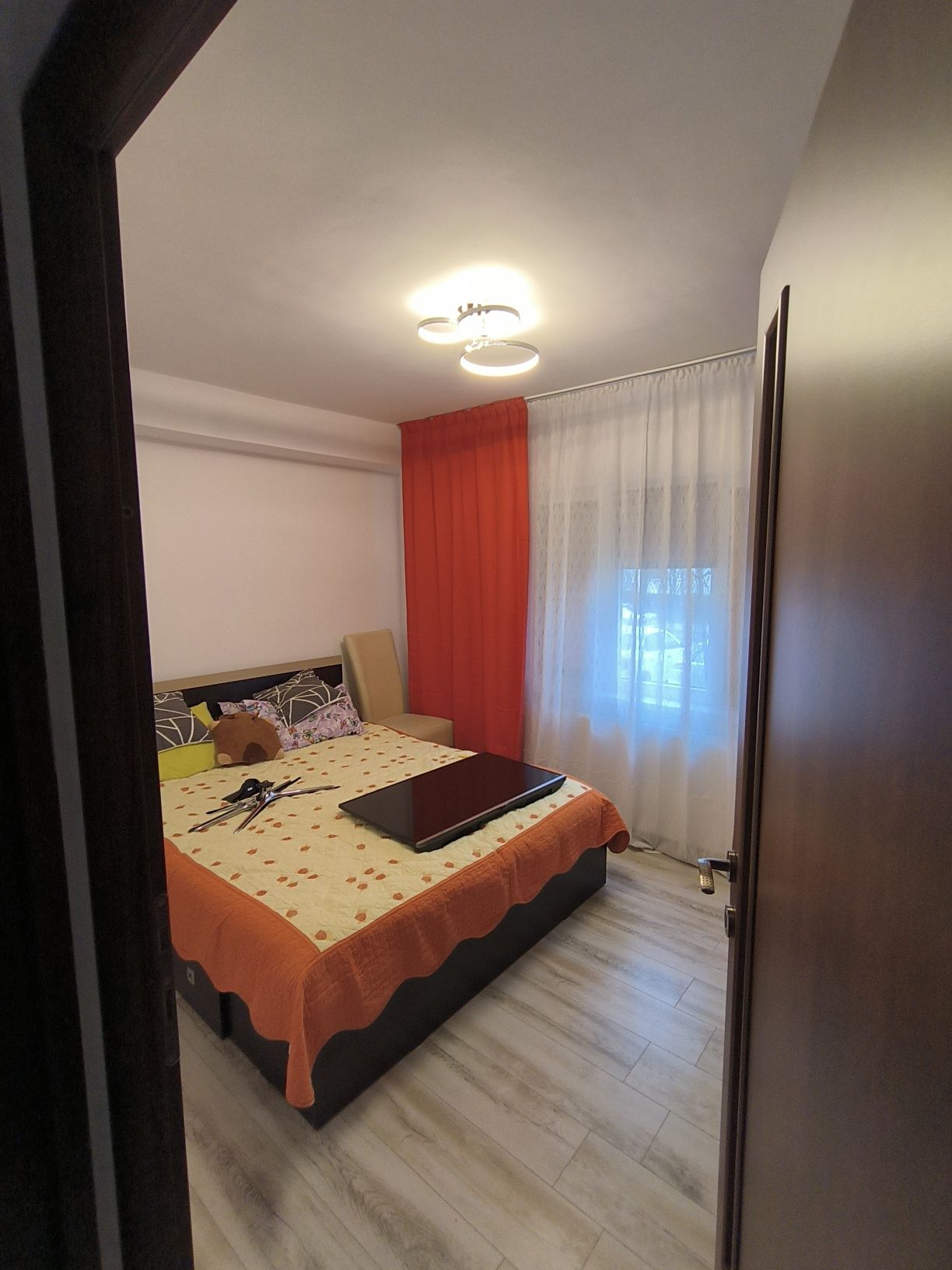 Apart. 2 camere, Slatina 80.000€ negociabil.