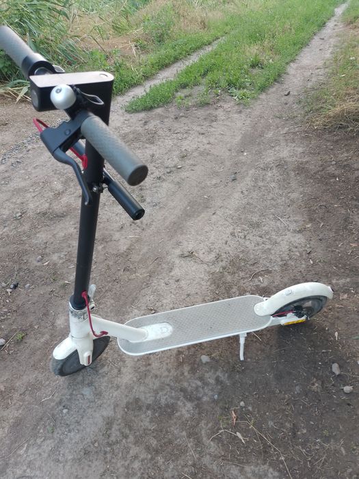 Электросамокат Xiaomi m365