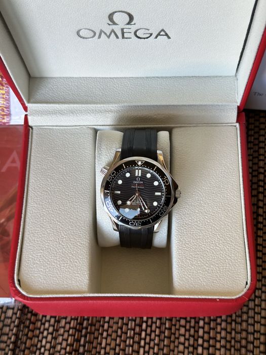 Omega Seamaster Diver 300M 42 mm Rubber Strap