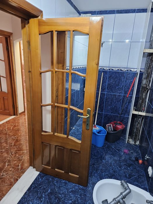 Usi lemn brad cu toc