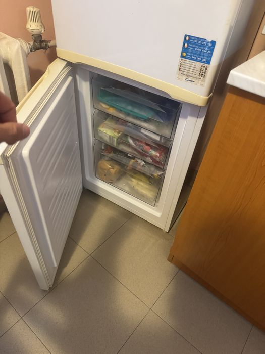 Хладилник с фрийзер Candy