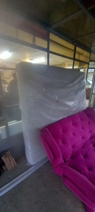 Canapea extensibila material textil defecta