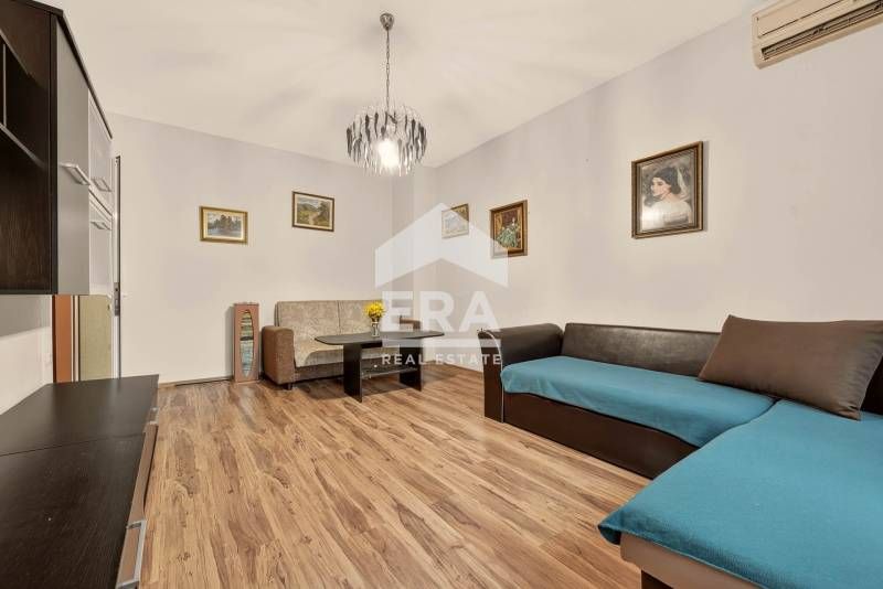 Ексклузивна, обзаведена, югоизточна гарсониера за продажба, район Лятн