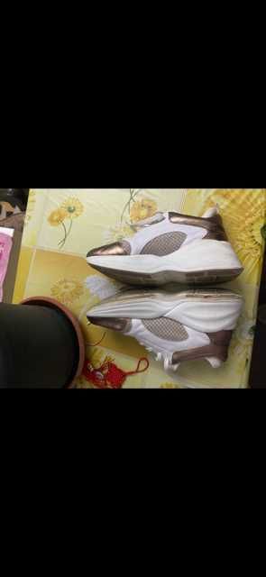 Sneakersi din piele Musette