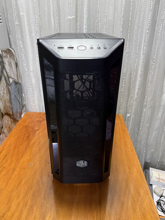 Продаю кейс для компьютер