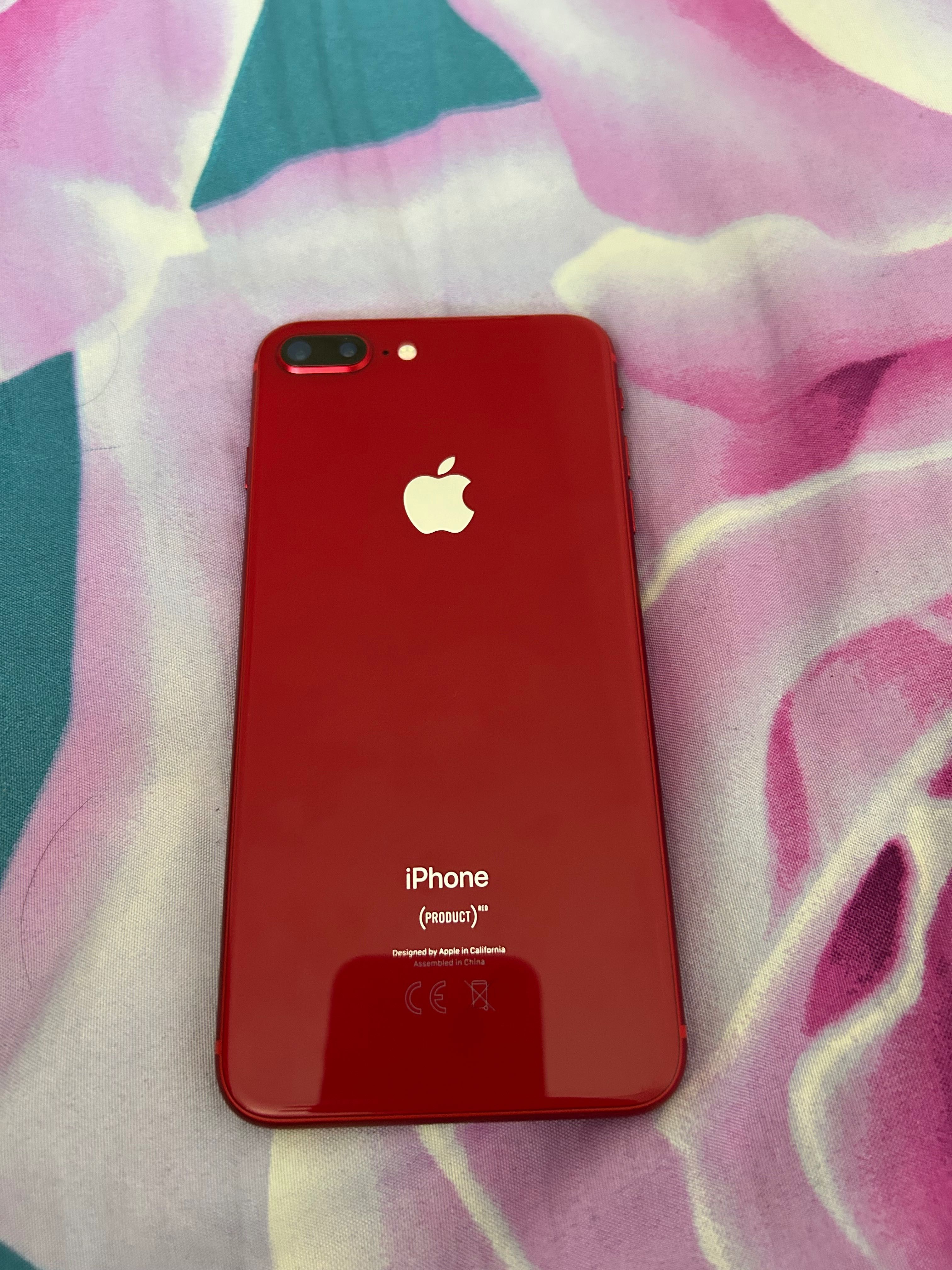 iPhone 8 plus 64 гб