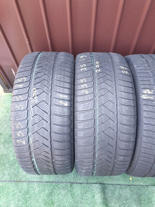 255.35.19 2x Pirelli