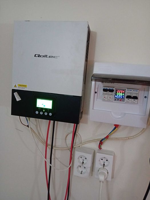 Inverter Solar, in Garantie, Qoltec, 53876, 3000Va/2400W,