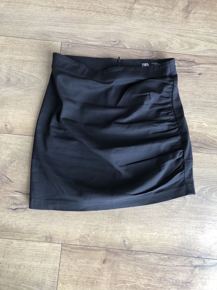 Zara зара пола черна