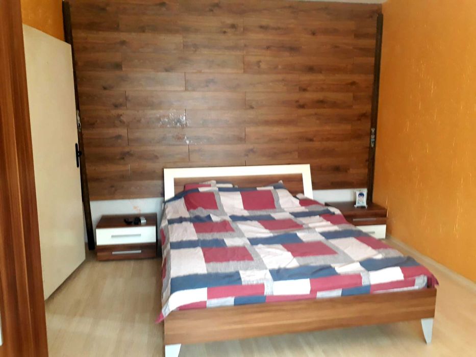 Продава имот на Сторгозия