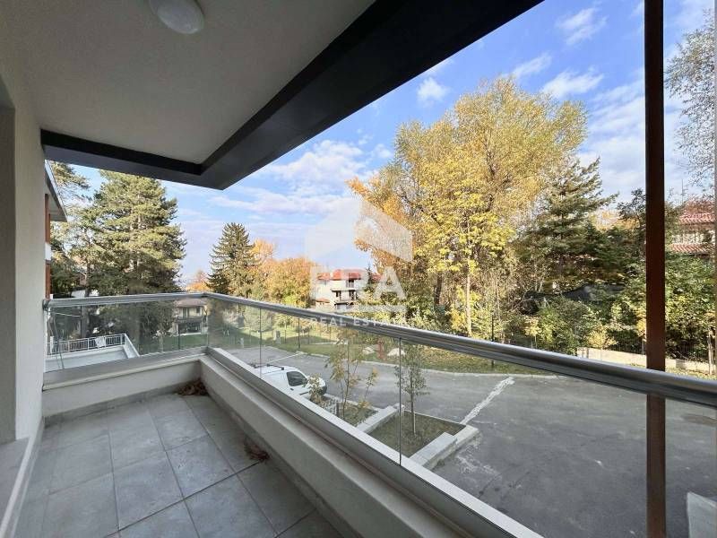 Продава се Тристаен апартамент в София, Бояна - 117 кв.м за 2023 €/кв.м - Снимка #4