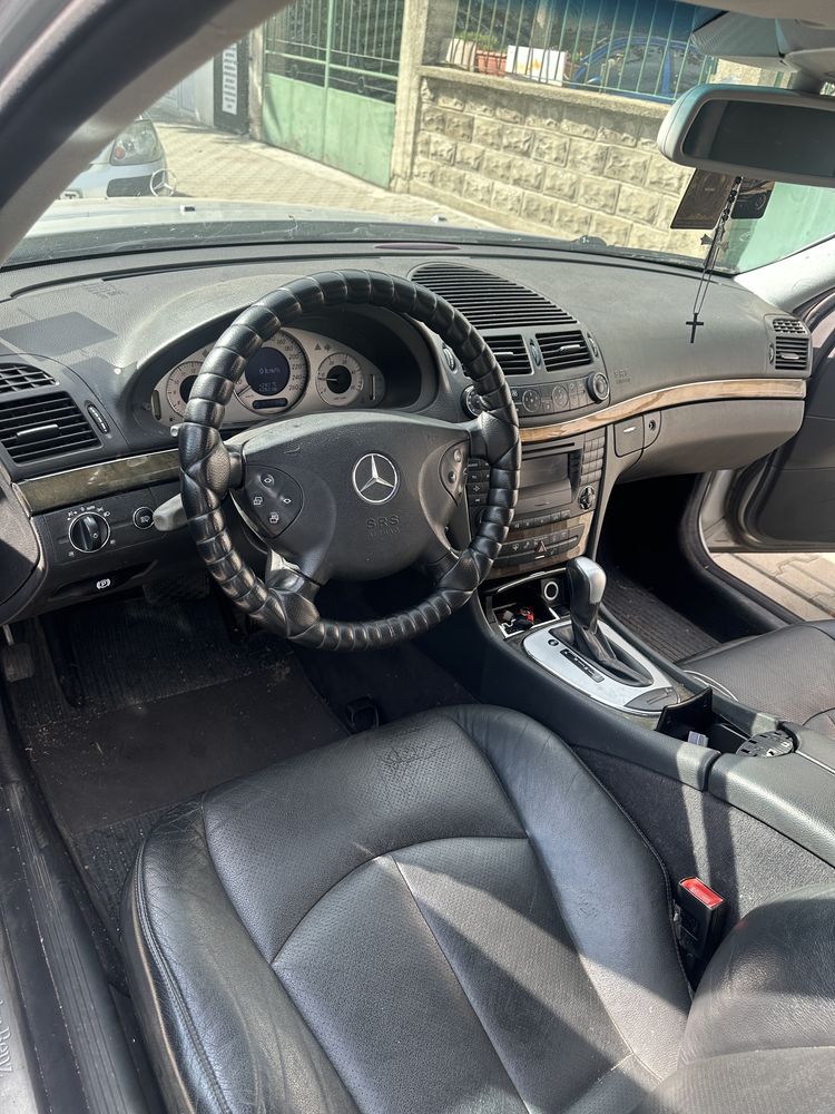 Mercedes W211 на части