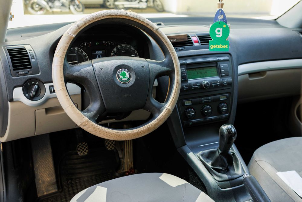 Skoda Octavia 2 Benzina, 144000KM