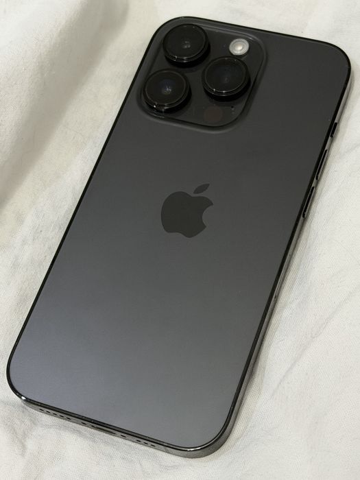 IPhone 14 PRO - 128GB - Baterie 100% + 2 HUSE + cablu