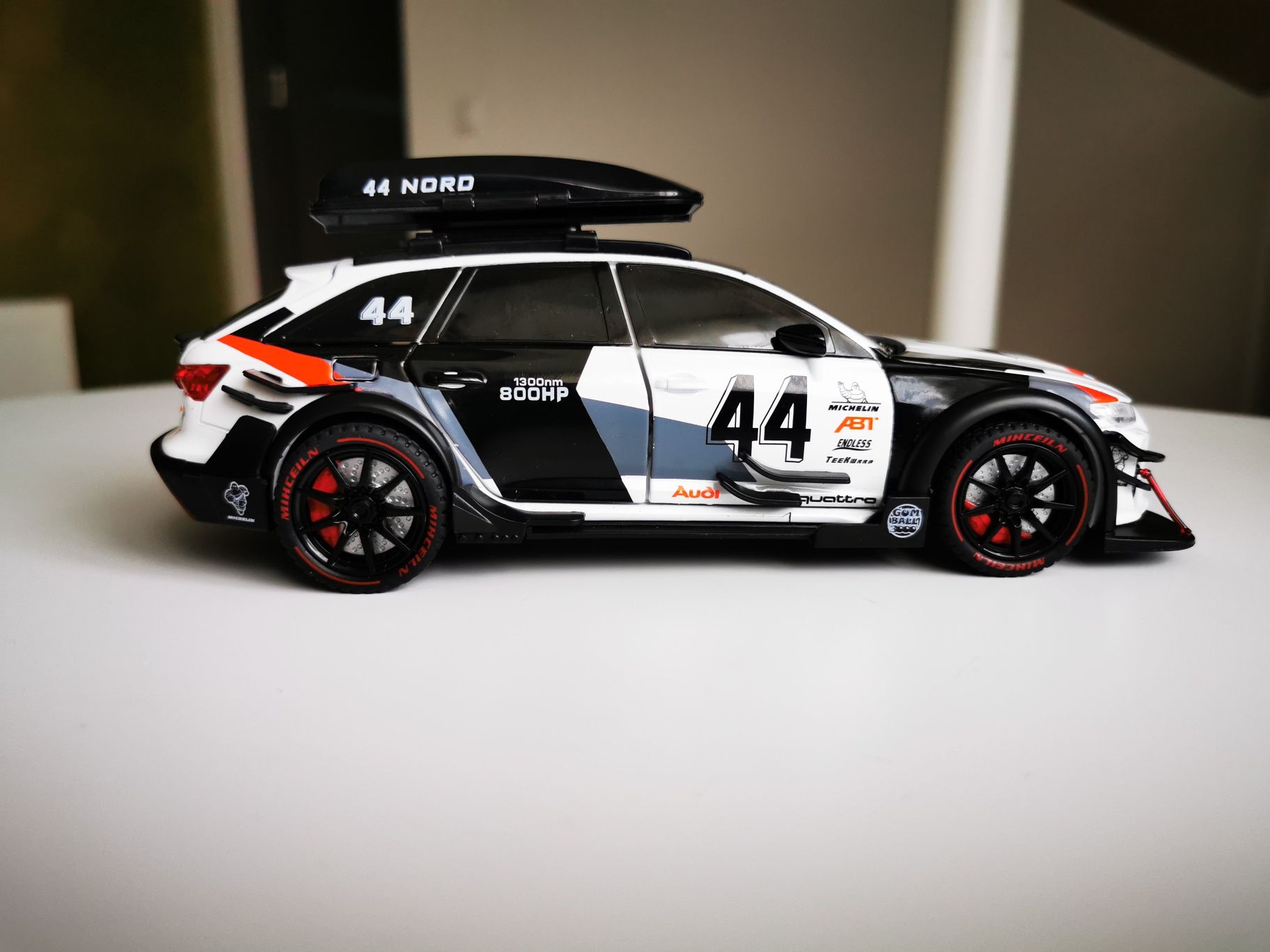 Macheta Audi RS6 1:24