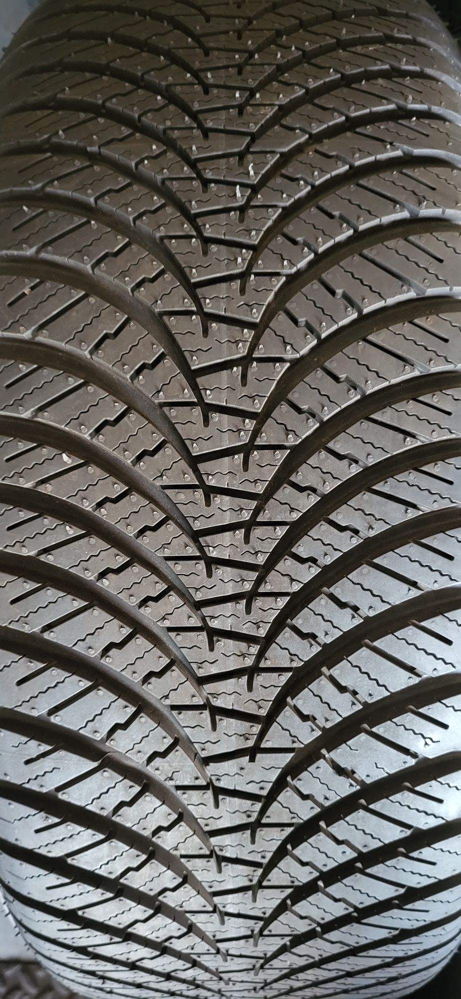 2 anvelope 215 50 17 falken toate anotimpurile 2024 noi