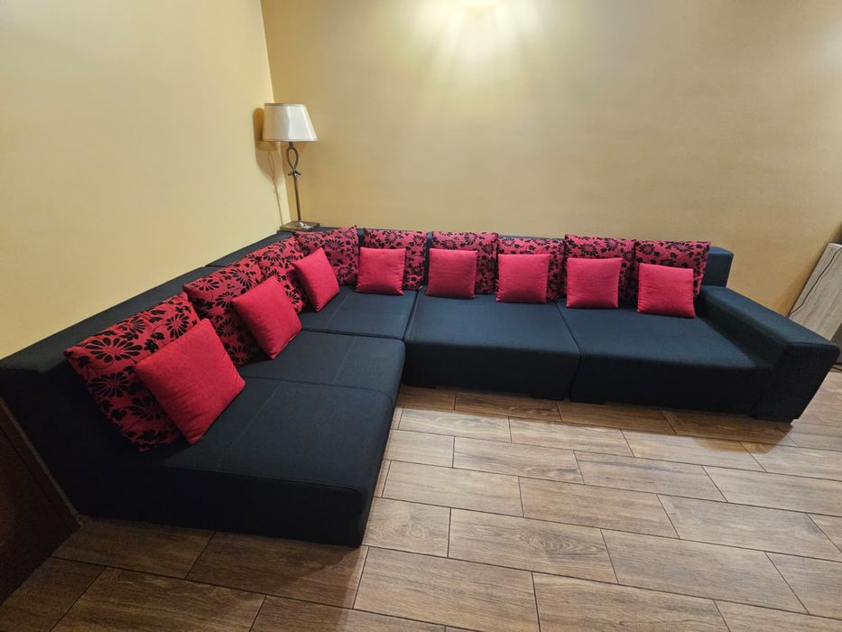 Set colțar + masă de cafea + taburet