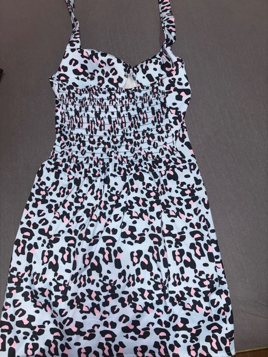 Рокли по 10 и 20 лв