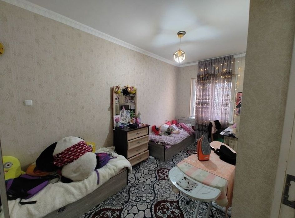 Продаётся на Карасу-1 4ком