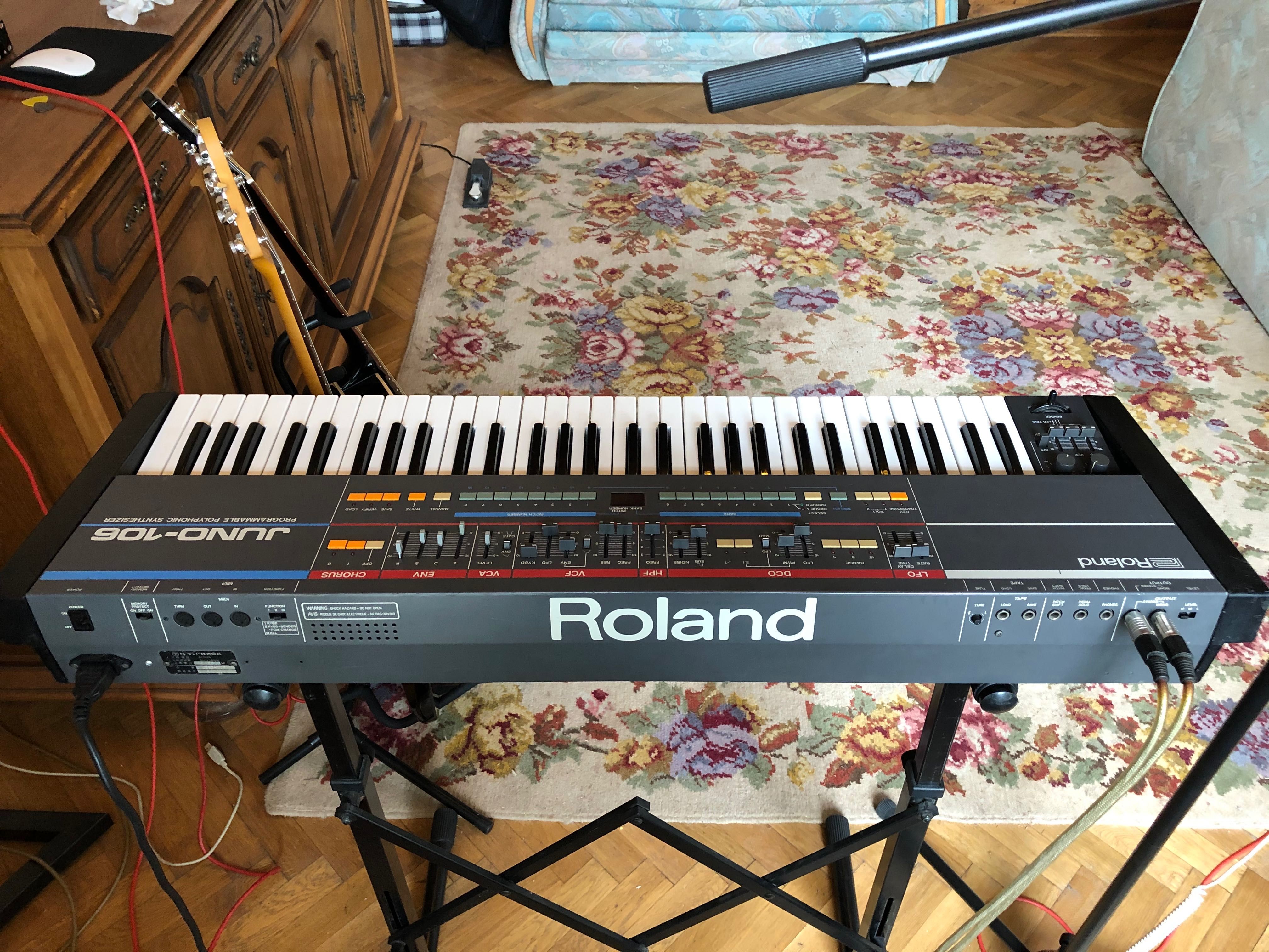 Roland Juno 106 sintetizator polifonic analogic