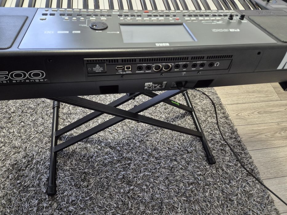 Orga KORG PA 600