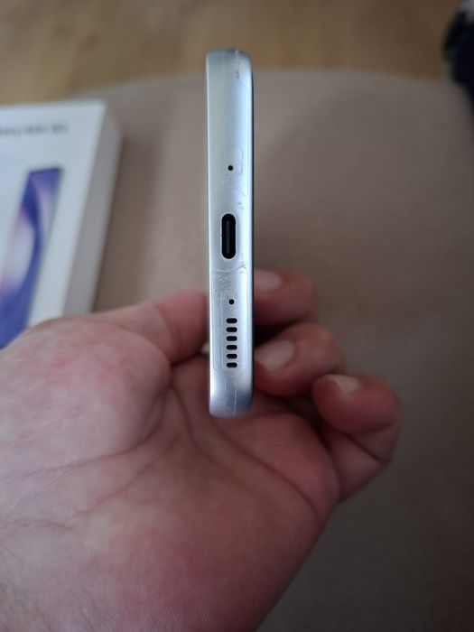 Продавам Самсунг А54 перфектен  без забележки