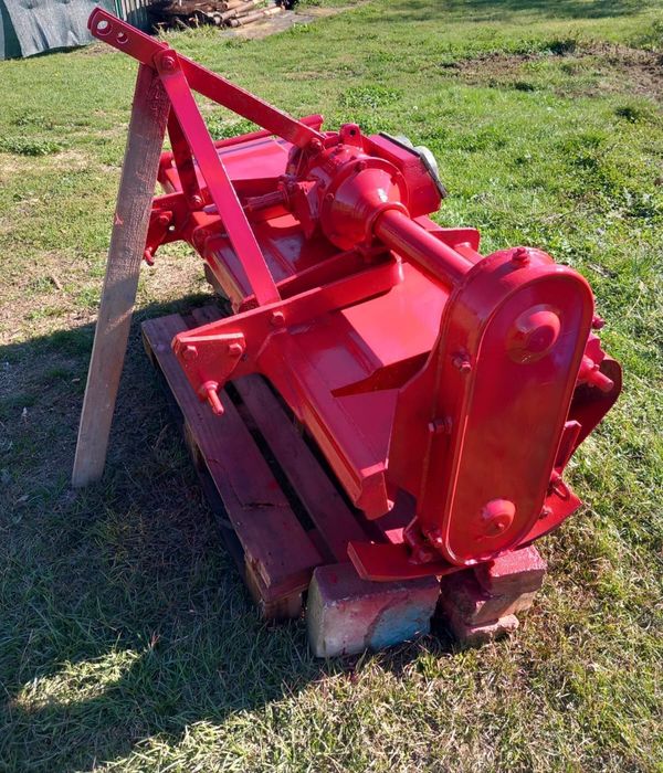 Freza Dondi, masa de lucru 1.6 M