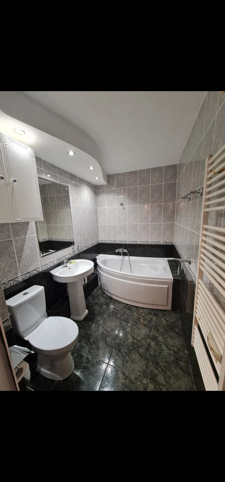 ÎNCHIRIEZ  APARTAMENT - Eroii Revoluției - Parcul Carol