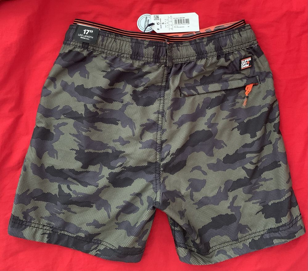 Superdry pantaloni scurti volei si inot