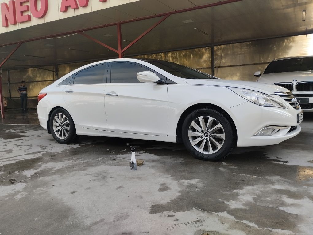 Hyundai sonata  в отличном состоянии