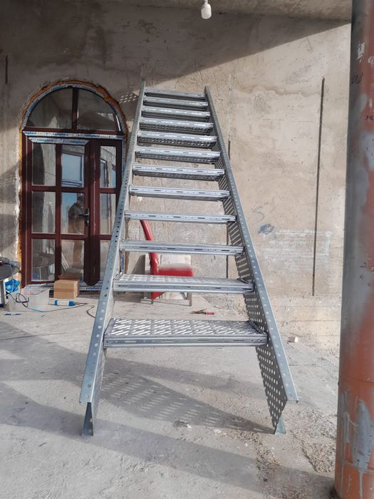 Scara metalica zincata 4mm grosime 5ml